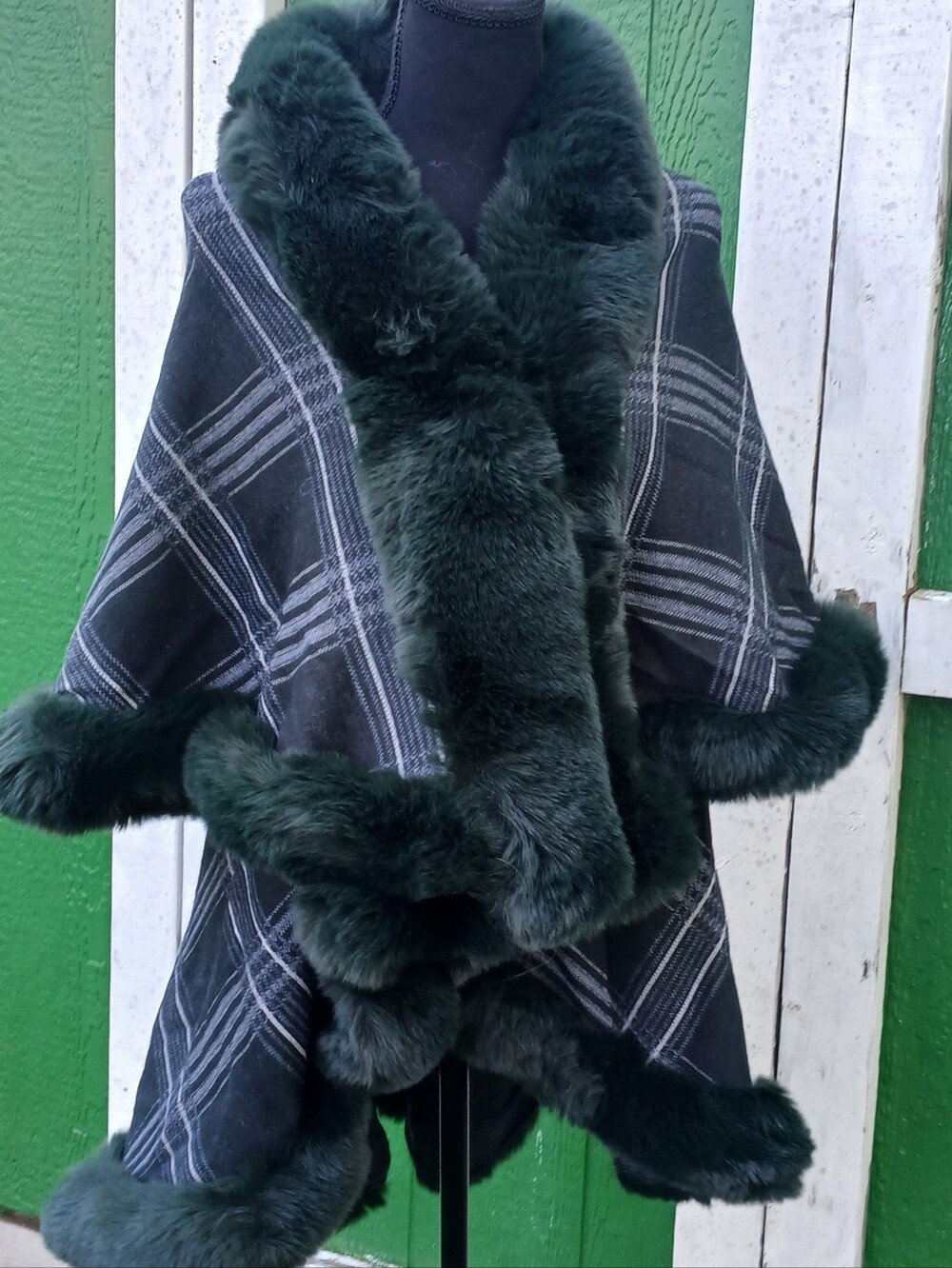 Amazing Forrest Green Plaid Wrap Jacket With Faux Fur Accents